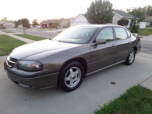 2002 chevy impala ls *loaded*leather*