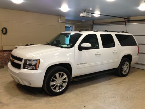 2014 chevy suburban lt