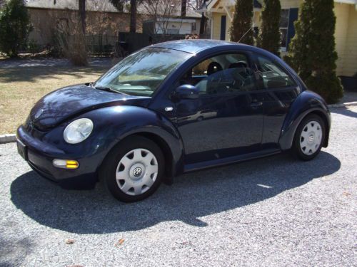 2001 volkswagen beetle gl hatchback 2-door 2.0l