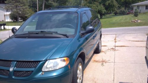 2002 dodge grand caravan sport mini passenger van 4-door 3.3l