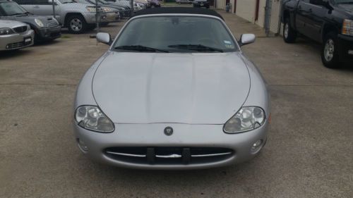 2003 Jaguar XK8 Base Coupe 2-Door 4.2L, image 2