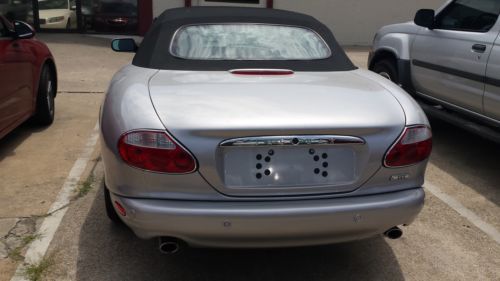 2003 Jaguar XK8 Base Coupe 2-Door 4.2L, image 5
