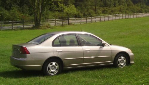 2003 Honda Civic Hybrid Sedan 4-Door 1.3 low reserve salvage excellent condition, image 2
