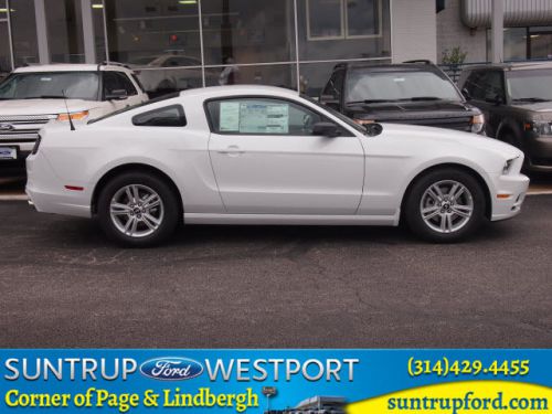 2014 Ford Mustang, US $17,521.00, image 2