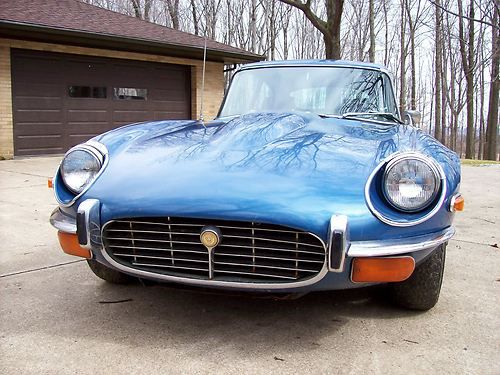 1971 jaguar xke 2 + 2 v12.   very nice condition