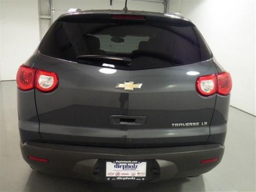 2011 chevrolet traverse ls
