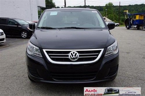 2012 volkswagen routan se 3.6l v6 3rd row folding bench xm radio reverse camera