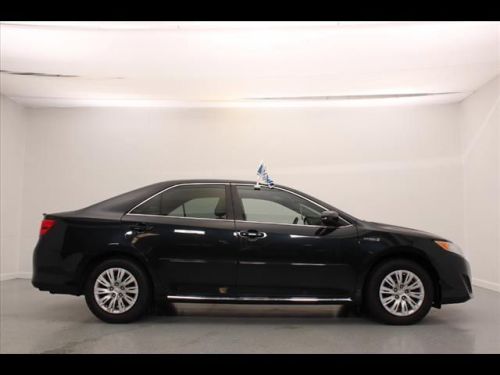 2012 toyota camry hybrid le