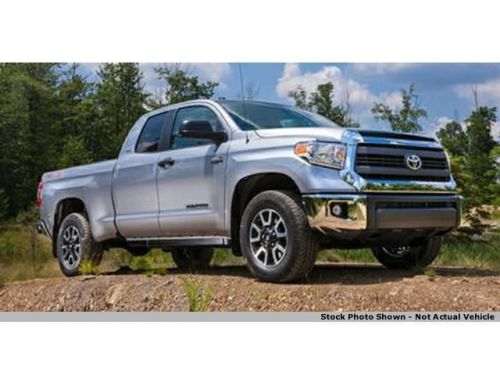 2014 toyota tundra sr5