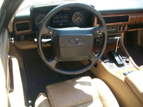1990 Jaguar XJS White Convertible, image 13