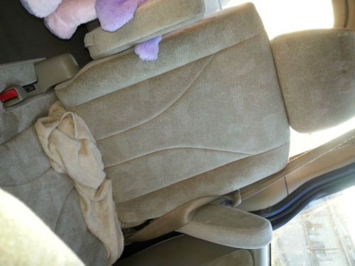 2003 Mazda MPV for parts or poss repair white wrecked 4 door NO RESERVE, US $1,700.00, image 10