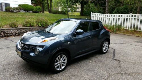 2011 nissan juke sv sport utility 4-door 1.6l