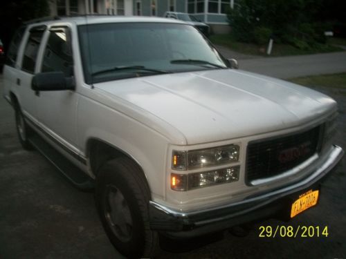 1999 gmc yukon slt sport utility 4-door 5.7l