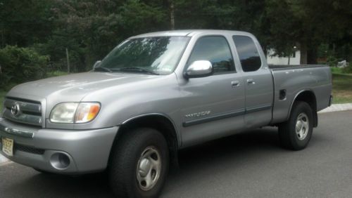 2004 toyota tundra sr5 extended cab pickup 2-door 3.4l