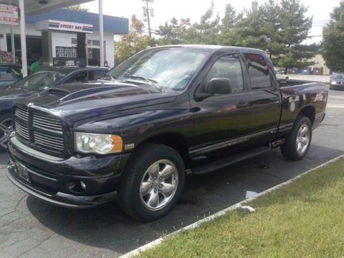 2004 dodge ram 1500 hemi...4x4...super clean--runs great... a must see