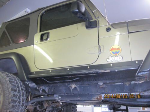 2004 Jeep Wrangler Rubicon Sport Utility 2-Door 4.0L, image 23
