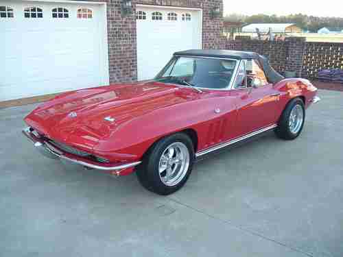 SUPER NICE 1966 CORVETTE STING RAY-CONVERTIBLE-4-SPEED-, image 2