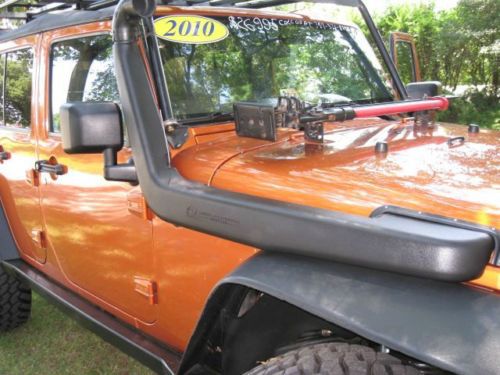 2010 Jeep Wrangler Unlimited Sport, image 2