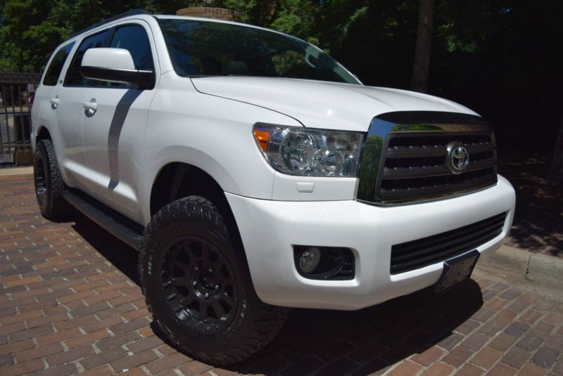 2013 toyota sequoia 4wd sr5-edition