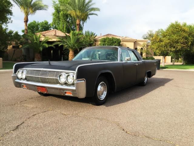 Lincoln: continental suicide door sedan