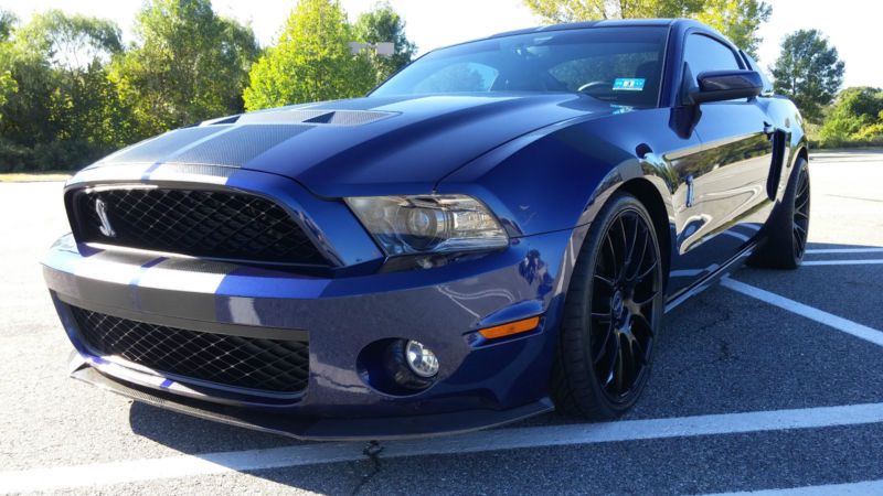 2010 ford mustang