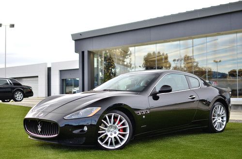 2009 maserati granturismo s coupe 2-door 4.7l