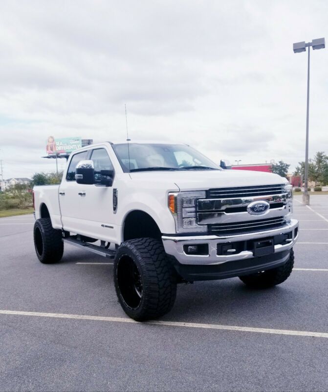 2017 ford f-250 lariat