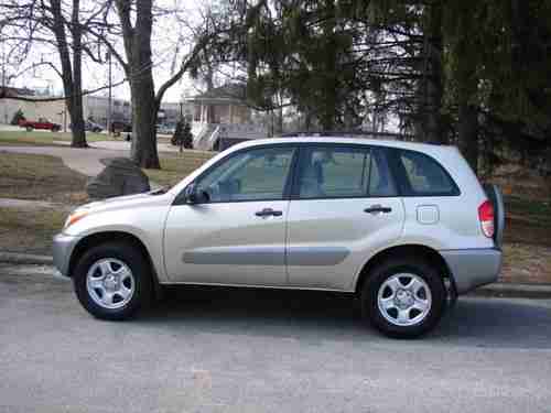 2002 Toyota Rav4 LOW MILES / 4x4 / 1 OWNER / NW Indiana Near Chicago / 02 Rav 4, image 2