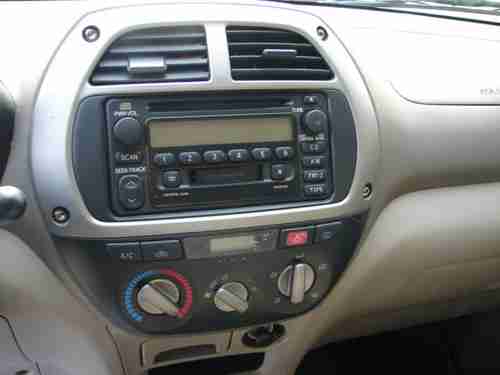 2002 Toyota Rav4 LOW MILES / 4x4 / 1 OWNER / NW Indiana Near Chicago / 02 Rav 4, image 10