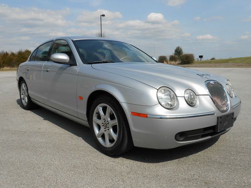 2006 jaguar s-type sedan 4-door 4.2 liter v8 engine navigation heated seats nice