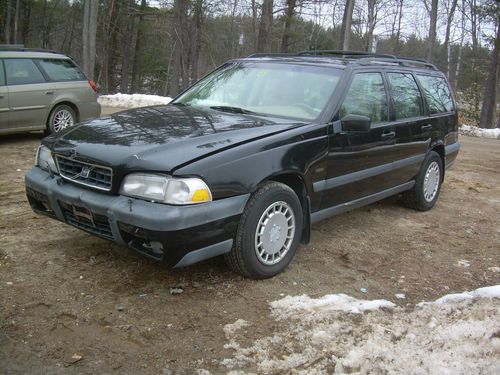 1998 volvo v70 x/c awd wagon 4-door 2.4l repairable clean title