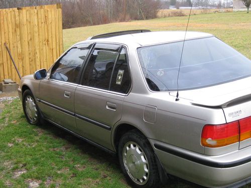 1993 honda accord ex sedan 4-door 2.2l