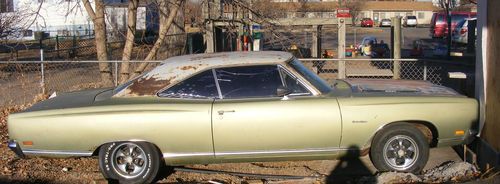 1969 plymouth satellite, 2 door, original green, in running conditon!