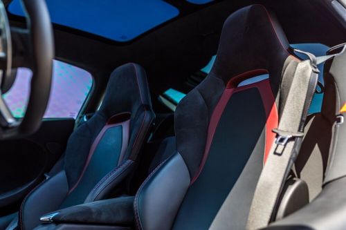 2021 mclaren gt