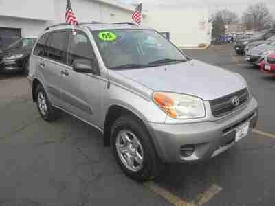 2005 TOYOTA RAV4 SUV 4X4  Passenger Air Bag Power Door Locks Power Steering, image 5