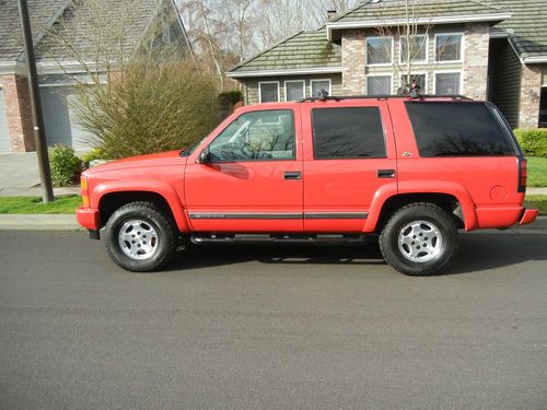 1999 chevrolet tahoe z71 2 owner immaculate condition