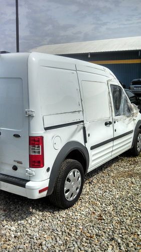 2012 Ford Transit Connect XLT Mini Cargo Van 2.0L, automatic, salvage title, image 4