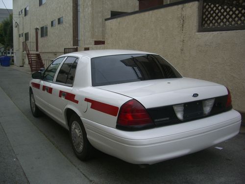 2001 ford crown victoria police interceptor sedan 4-door 4.6l