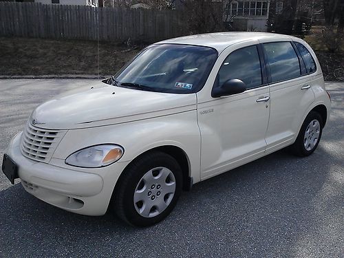 2005 chrysler pt cruiser classic wagon 4-door 2.4l * very nice!!