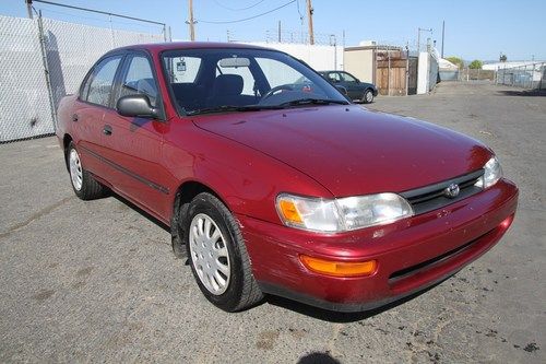 1993 toyota corolla dx sedan automatic 4 cylinder no reserve