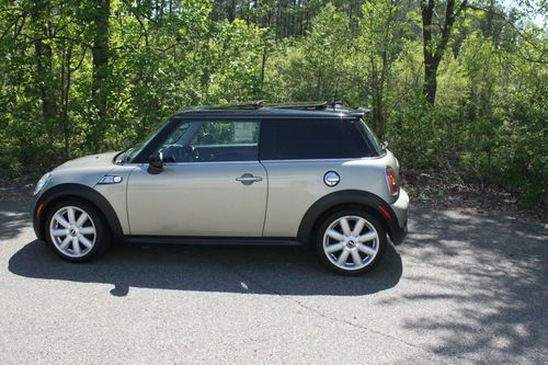 2007 mini cooper s hatchback 2-door 1.6l cleanest on ebay!! 35 mpg! turbo