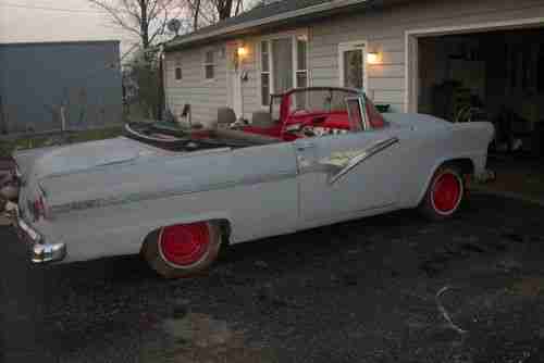1955 FORD CONVERTIBLE, image 4