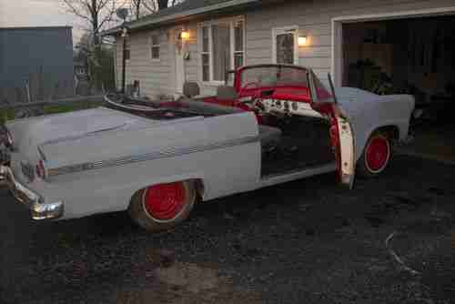 1955 FORD CONVERTIBLE, image 6