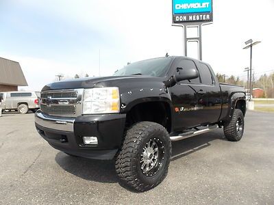 07 chevy silverado 4x4 lt lifted new dynapro tires magna flow exhaust no acciden