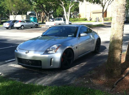 2004 nissan 350z touring turbo