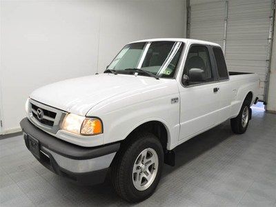 Mazda b3000 extended cab sx 3.0l v6 one owner only 73k miles  automatic/ ac