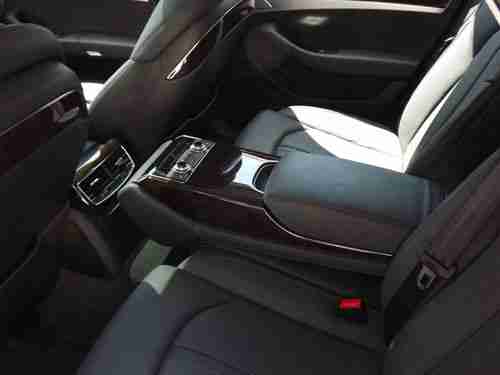 LIKE NEW AUDI A 8, image 7