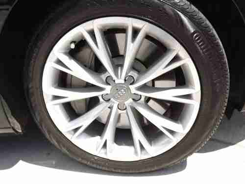 LIKE NEW AUDI A 8, image 9