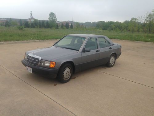 1992 mercedes-benz 190e. amazing classic!