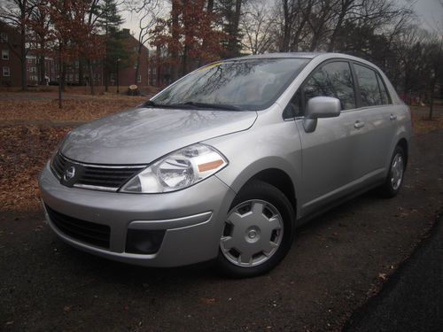 2007 nissan versa sedan